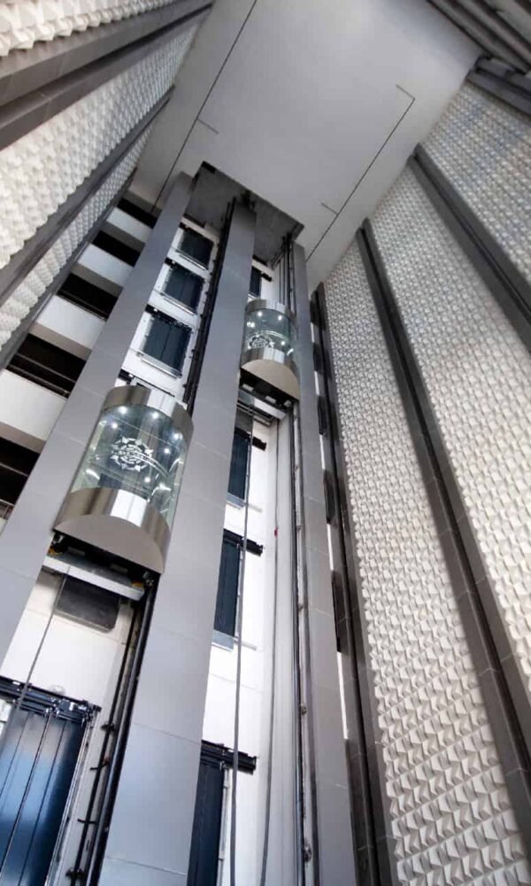 تركيب مصاعد خارجية بالرياض