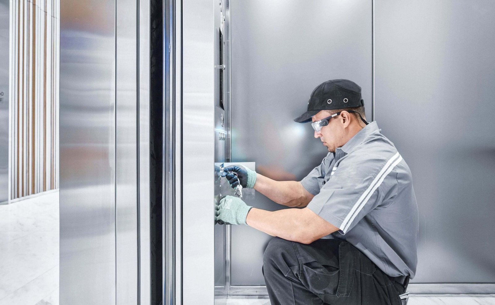 مصاعد وصيانة المصاعد في السعودية