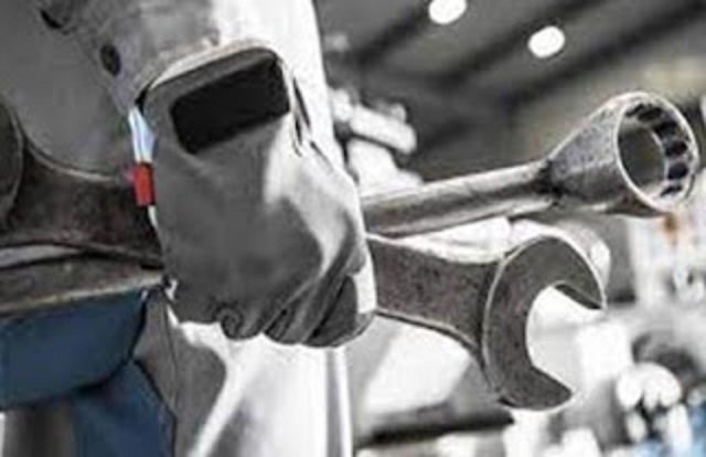 صيانة مصاعد خميس مشيط: الفرق بين الصيانة الوقائية والصيانة التصحيحية